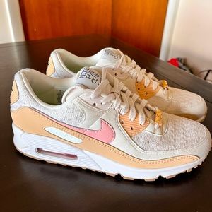 Nike Sun Club Womens Airmax 90 - Size 9.5